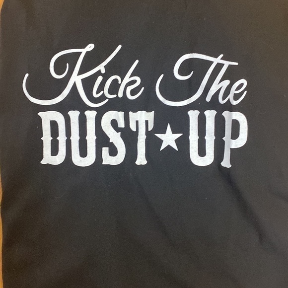 Kick the dust up Luke Bryan country summer concert tank top size small - Picture 3 of 5